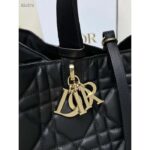 Dior Women CD Large Dior Toujours Bag Black Macrocannage Calfskin Reference M2820OSHJ_M900 – Image 10