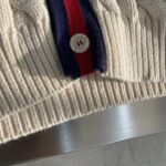 Gucci Men GG Cable Wool Knit Cardigan Web V-Neck Dropped Shoulder Two Front Pockets - Imagen 7