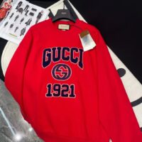 Gucci Men GG Cotton Jersey Sweatshirt 1921 Embroidery Red Crewneck Dropped Shoulder Style ‎768530 XJF3O 6429 (6)