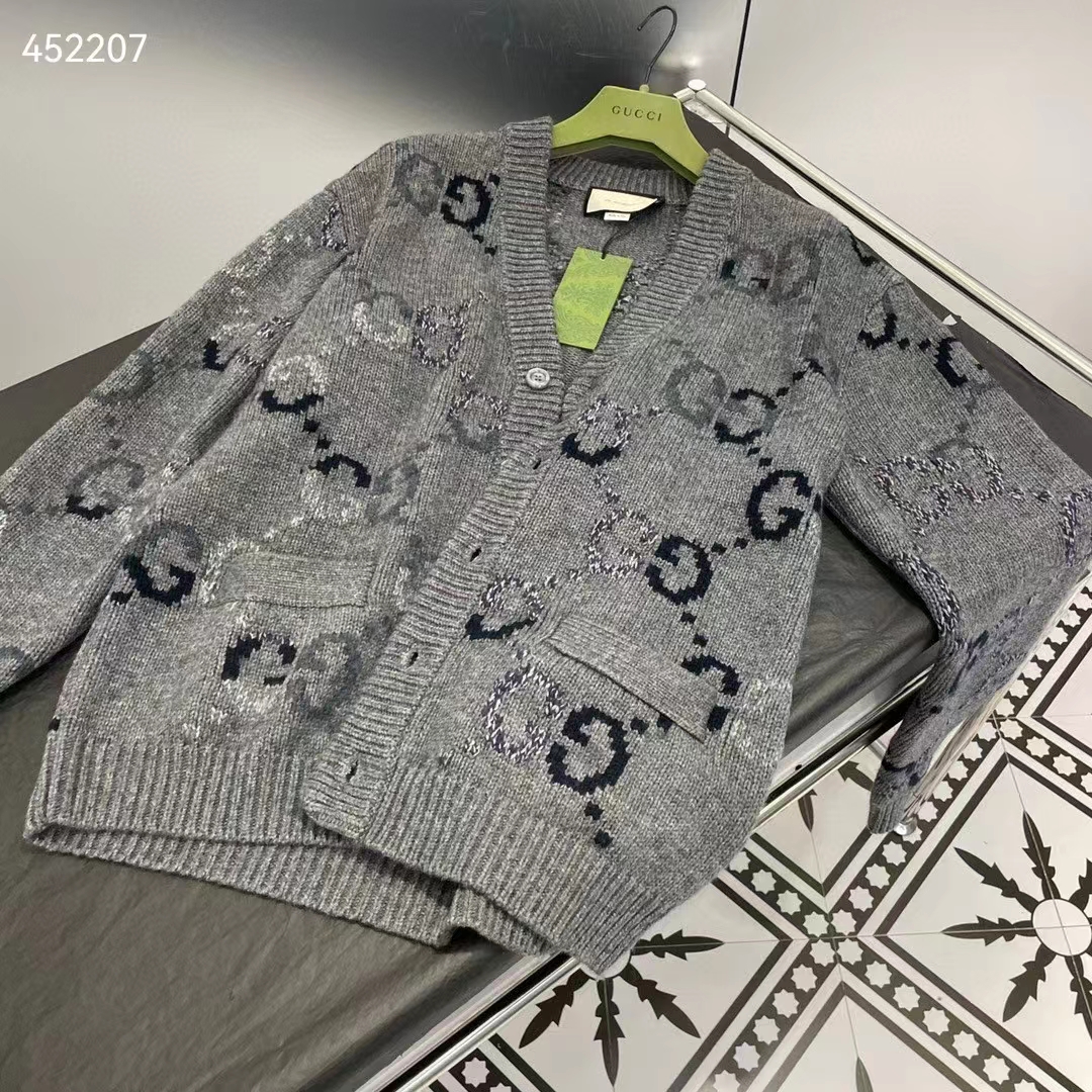 Gucci Men Wool Cardigan GG Intarsia Grey Allover V-Neck Dropped Shoulder Long Sleeves Style ‎770507 XKDSJ 1128 (7)