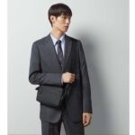 Gucci Unisex GG Crossbody Bag Black Rubber-Effect Leather Cotton Linen Lining - Image 11