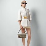 Gucci Unisex Gucci Horsebit 1955 Small Shoulder Bag Beige Ebony GG Supreme Canvas – Bild 11