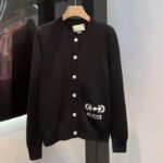 Gucci Women GG Extra Fine Wool Cardigan Black Horsebit Intarsia V-Neck Two Front Pockets - Image 2