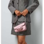 Gucci Women GG Gucci Horsebit 1955 Mini Shoulder Bag Pink Leather Flap Closure - immagine 12