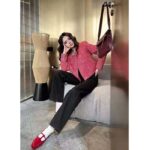 Gucci Women GG Tweed Jacket Lined Collarless Double-Breasted Two Front Pockets - immagine 10