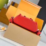 Louis Vuitton LV Unisex Christopher MM Backpack Vermillion Red Epi XL Grained Leather Cowhide - immagine 10