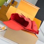 Louis Vuitton LV Unisex Christopher MM Backpack Vermillion Red Epi XL Grained Leather Cowhide - immagine 9