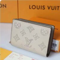 Louis Vuitton LV Unisex Cléa Wallet Galet Grey Mahina Perforated Calf Leather (4)