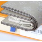 Louis Vuitton LV Unisex Cléa Wallet Galet Grey Mahina Perforated Calf Leather - Imagen 10