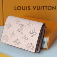 Louis Vuitton LV Unisex Cléa Wallet Magnolia Pink Mahina Perforated Calf Leather (5)