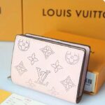 Louis Vuitton LV Unisex Cléa Wallet Magnolia Pink Mahina Perforated Calf Leather – Bild 2