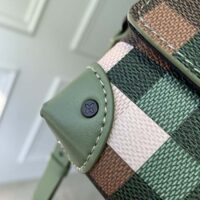 Louis Vuitton LV Unisex Steamer Wearable Wallet Green Damoflage Coated Canvas Leather Textile Lining (1)