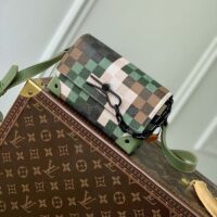 Louis Vuitton LV Unisex Steamer Wearable Wallet Green Damoflage Coated Canvas Leather Textile Lining (1)