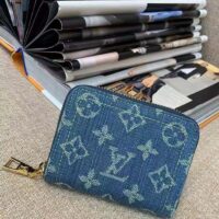 Louis Vuitton LV Unisex Zippy Coin Purse Denim Blue GOTS Certified Cotton Monogram Denim (5)