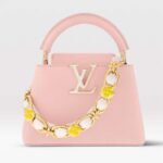Borsa a mano Louis Vuitton LV da donna Capucines Mini in pelle Taurillon rosa gelsomino