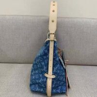 Louis Vuitton LV Women CarryAll MM Denim Blue GOTS Certified Cotton Monogram Denim Canvas (5)