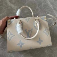 Louis Vuitton LV Women OnTheGo PM​ Latte Candy Blue Embossed Grained Cowhide Leather (1)