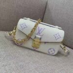 Louis Vuitton LV Women Pochette Métis East West Bag Latte Bubble Tea Purple Embossed Grained Cowhide Leather – Bild 2