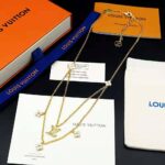 Louis Vuitton Women LV Floragram Necklace - Bild 3
