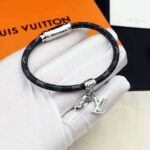 Louis Vuitton Men LV Icon Trainer Leather Bracelet – Bild 3