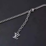 Louis Vuitton Unisex LV Liquid Pendant - immagine 8