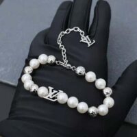 Louis Vuitton Men Monogram Pearls Bracelet (1)