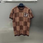 Louis Vuitton Women Short-Sleeved Cotton Damier Crewneck Crystal LV Patch Regular Fit Pop Jacquard 1AFIUP - immagine 2