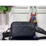 Louis Vuitton Unisex LV Alpha Wearable Wallet Monogram Shadow Cowhide Leather Black - Bild 2