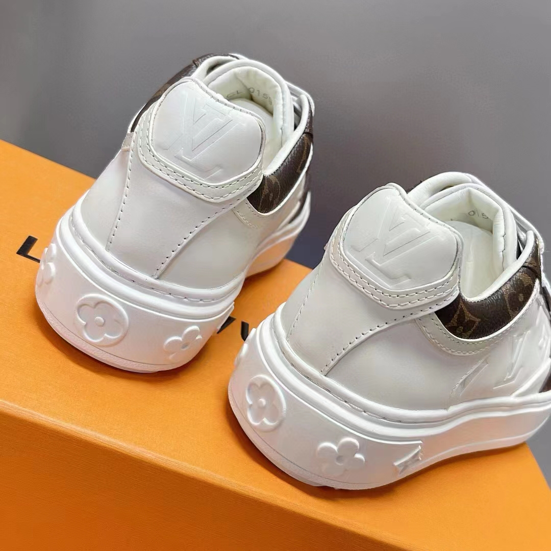 Louis Vuitton Unisex LV Trainer Sneaker White Calf Leather Patent Monogram Canvas (5)