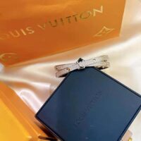 Louis Vuitton Women Empreinte Bangle White Gold (1)