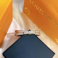 Louis Vuitton Women Empreinte Bangle White Gold (1)