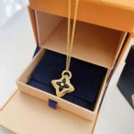 Louis Vuitton Women Ever Blossom Pendant - Imagen 2
