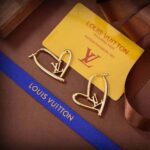 Louis Vuitton Women Fall in Love Earrings PM – Image 3