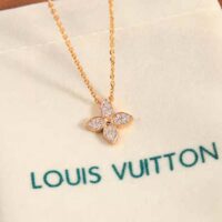 Louis Vuitton Women Idylle Blossom Pendant Pink Gold And Diamonds (1)