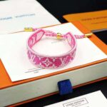 Louis Vuitton Women LV Buddy Bracelet-Pink - Imagen 6