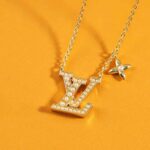 Louis Vuitton Women LV Iconic Pearls Necklace - Bild 5