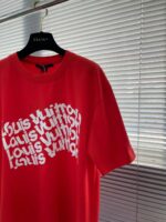 Louis Vuitton Men LV SKI Short-Sleeved Cotton T-Shirt Regular Fit Cherry Red Cotton - immagine 5