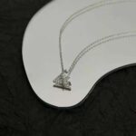 Louis Vuitton Women LV Volt One Pendant in White Gold - Bild 3