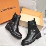 Louis Vuitton Women Shoes LV Beaubourg Ankle Boot Black Calf Leather Micro Outsole - Imagen 3