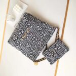 Chanel Women CC 22 Handbag Cashmere Jacquard Gold Metal Black White - Bild 6