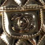 Chanel Dam CC 22 Mini Flap Bag Star Coin Purse Mirror Metallic Kalvskinn Guld