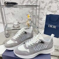 Dior Unisex B25 Runner Sneaker Gray Blue Dior Oblique Canvas Suede Reference 3SN283ZMI_H865 (8)