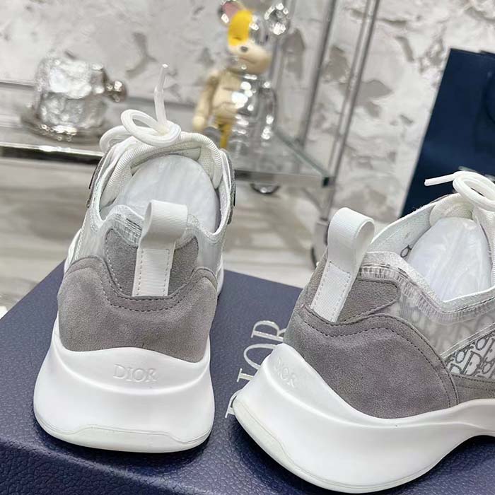 Dior Unisex B25 Runner Sneaker Gray Blue Dior Oblique Canvas Suede Reference: 3SN283ZMI_H865