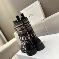 Dior Women CD D-Major Ankle Boot Black Calfskin Deep Blue Beige Embroidered Cannage Cotton Reference KCI976CMY_S49X (3)