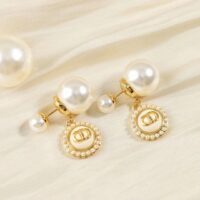 Dior Women Dior Tribales Earrings White Resin Pearls Latte Glass (10)