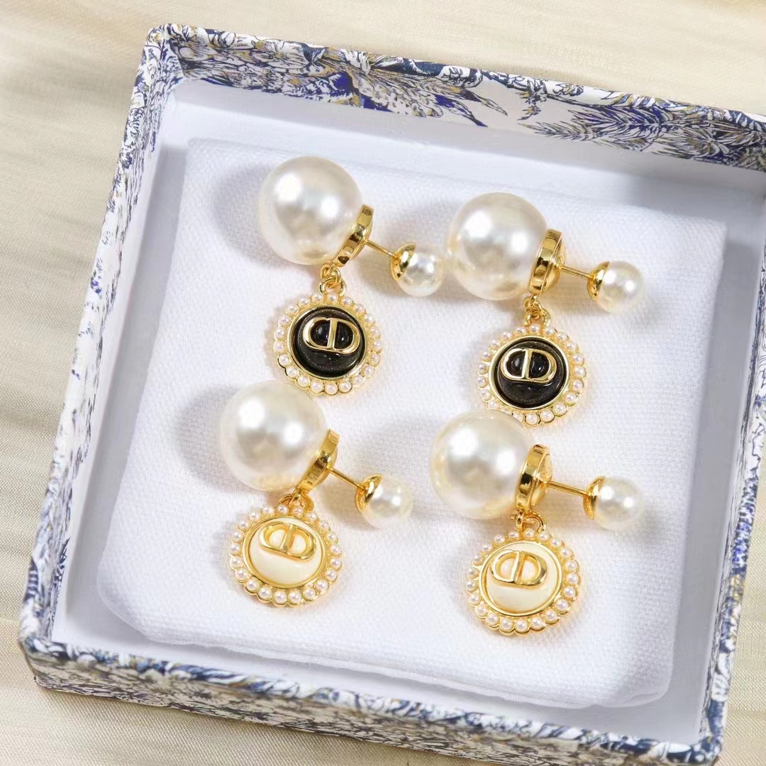 Dior Women Dior Tribales Earrings White Resin Pearls Black Glass