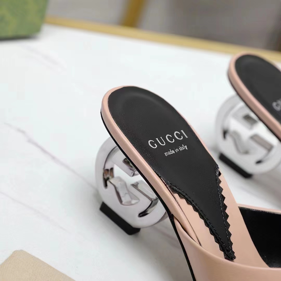 Gucci Women Interlocking G Heel Sandal Light Pink Leather Mid 7.6 CM Heel (8)
