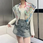 Hermes Damen Super Silk Quest Detail Schal 90 Blau Twill