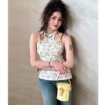 Louis Vuitton LV Women Astor Chic Yellow Monogram Vernis Embossed Cowhide Leather M24099 - Image 12