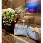 Louis Vuitton LV Women Croissant PM Sky Blue Monogram Vernis Embossed Cowhide Leather M24021 - Imagen 6